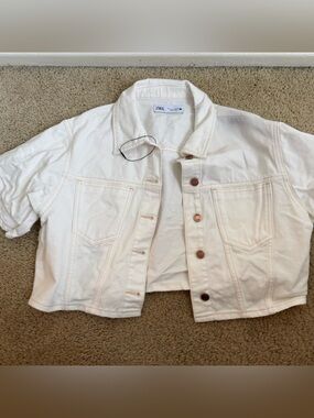 ZARA Off-White Cropped Denim Jacket